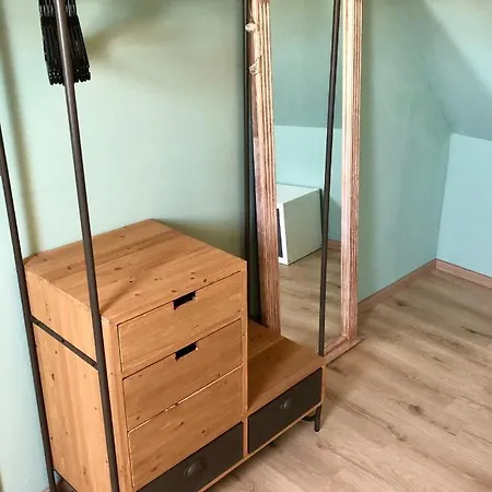 Paradiesje 2 * לייר